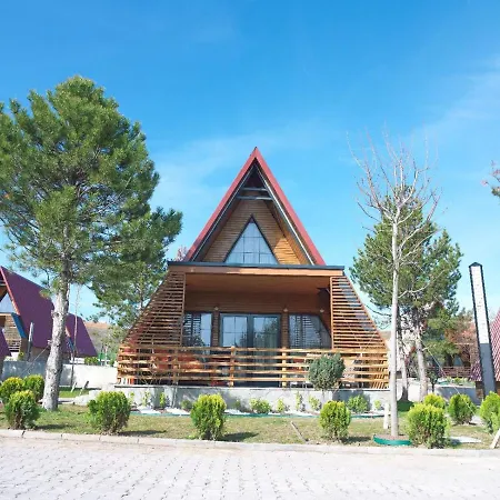 Camlica Termal Bungalow スィヴァス