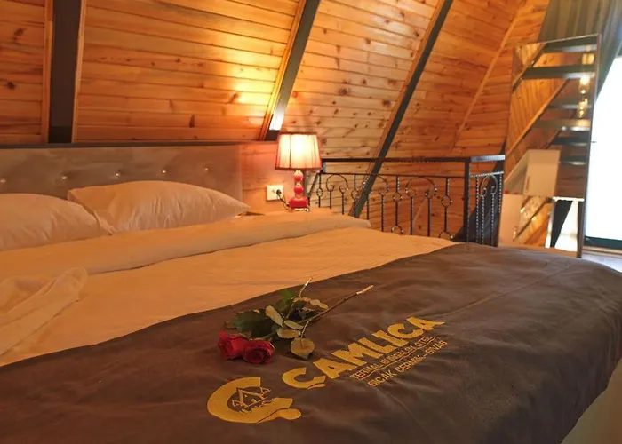 度假村 Camlica Termal Bungalow *